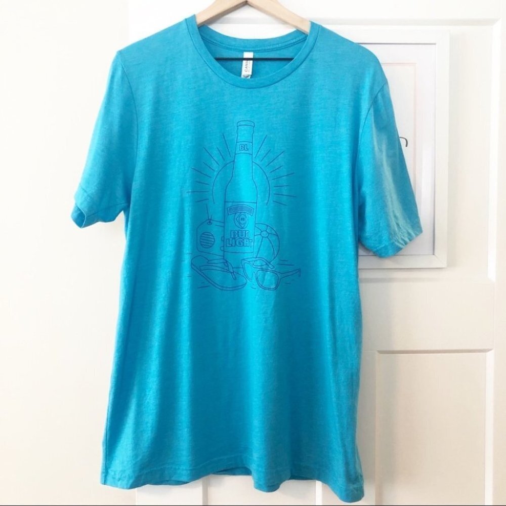 BUD LIGHT On A Beach Blue Short Sleeve Unisex Tee